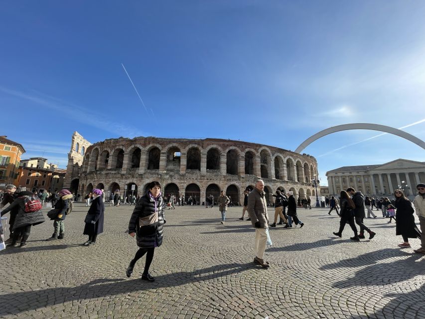 Verona: Small Group Guided Walking Tour With Arena Tickets - Itinerary