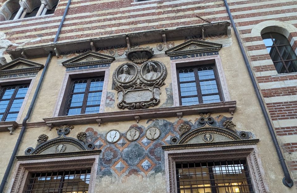 Verona: Walking Tour With 9+ Landmarks Explained - Frequently Asked Questions
