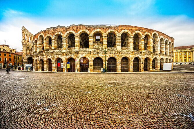 Verona Walking Tour with an APP - Authentic Sights and Hidden Gems