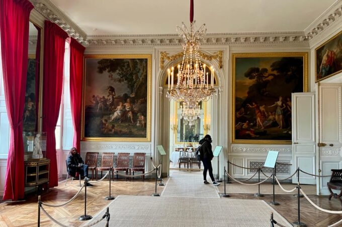 Versailles, Gardens, and Exclusive Kings Apartments Tour - Discovering the Enchanting Gardens