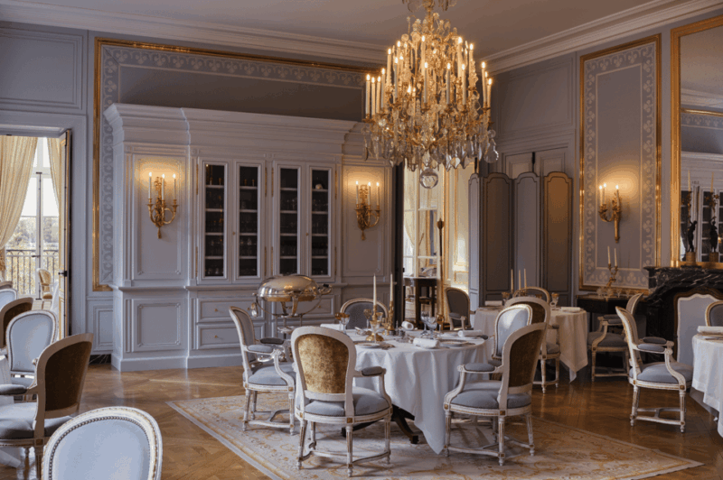 Versailles: Horse-riding, Gastronomy & Château - Itinerary and Transportation