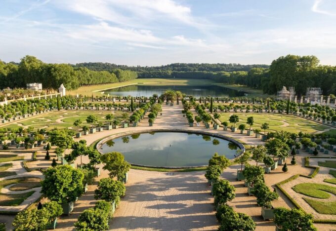 Versailles: Palace & Gardens Guided Tour With Entry Tickets - Self-Guided Opportunities