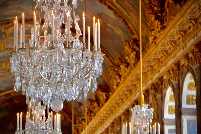 Versailles Palace Guided Experience and Gardens Entry 12 PPL - Group Size and Experience