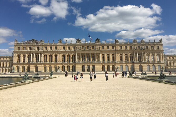 Versailles Palace Half Day Private & Tailored Guided Tour - Tour Guide and Language Options