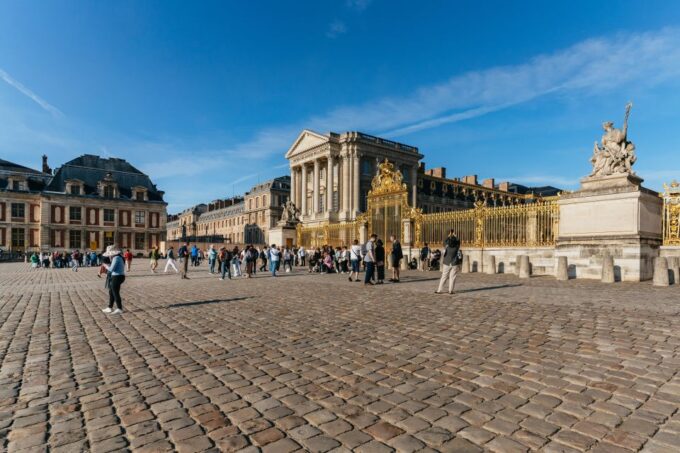 Versailles: Palace of Versailles Skip-the-Line Guided Tour - Discovering the Kings and Queens State Apartments