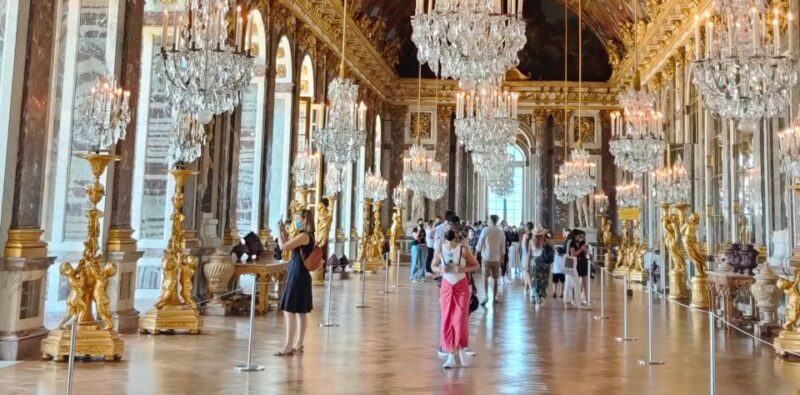 Versailles: Private Tour of the Palace With Reserved Entry - Visitor Guidelines