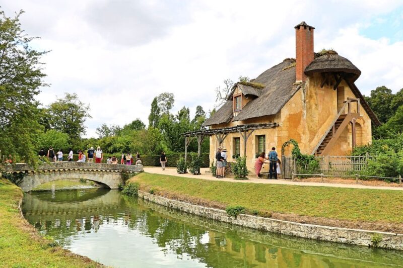 Versailles: Skip-the-Line Guided Palace Tour and Full Access - Exploring the Palace Interiors