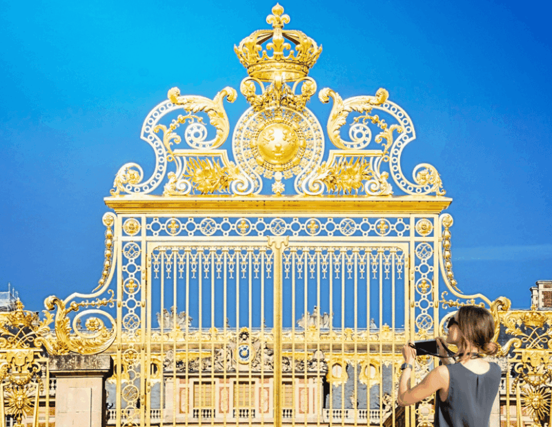 Versailles: Skip-The-Line Guided Tour of Palace With Gardens - Tour Highlights