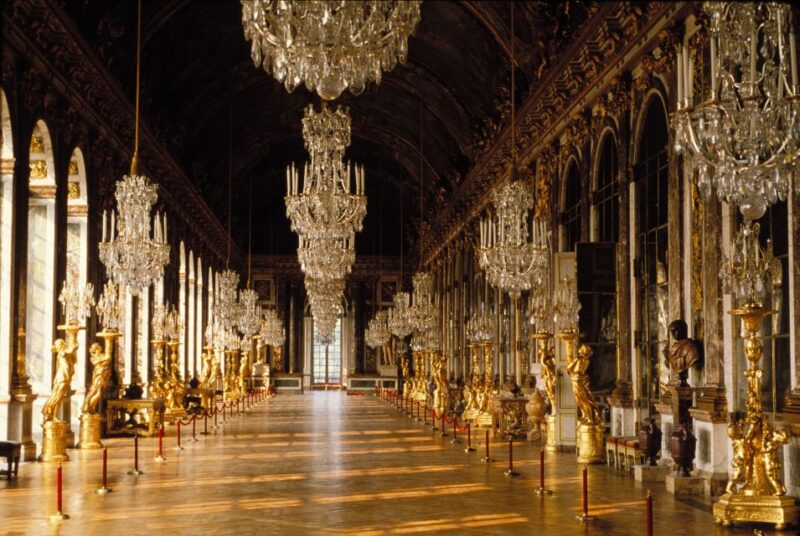 Versailles: Skip-The-Line Guided Tour of Palace With Gardens - Skip-the-Line Access
