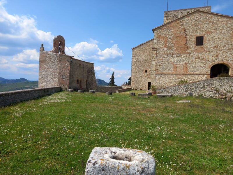 Verucchio: Aperitif With a View From the Malatesta Fortress - Beverage Options