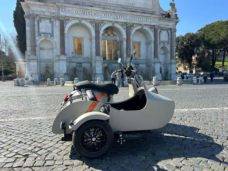 Vespa Sidecar Tour : Rome by Night - Key Points