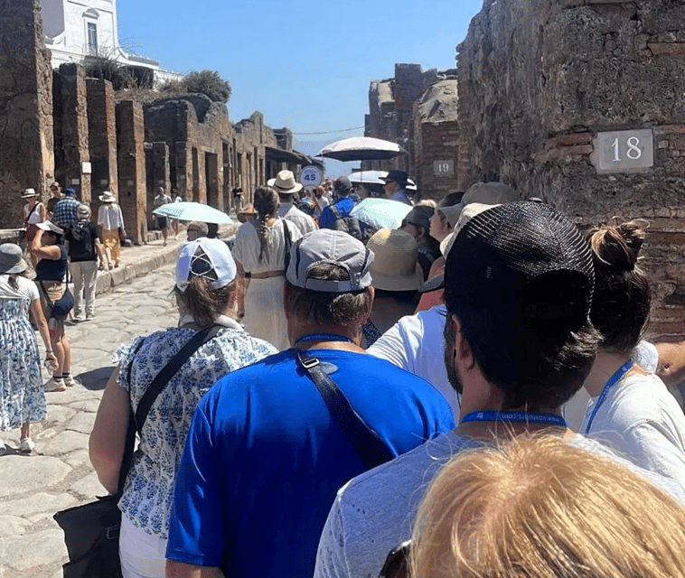 Vesuvius and Pompeii Tour from Naples All Included - Lunch: Savoring Authentic Italian Flavors