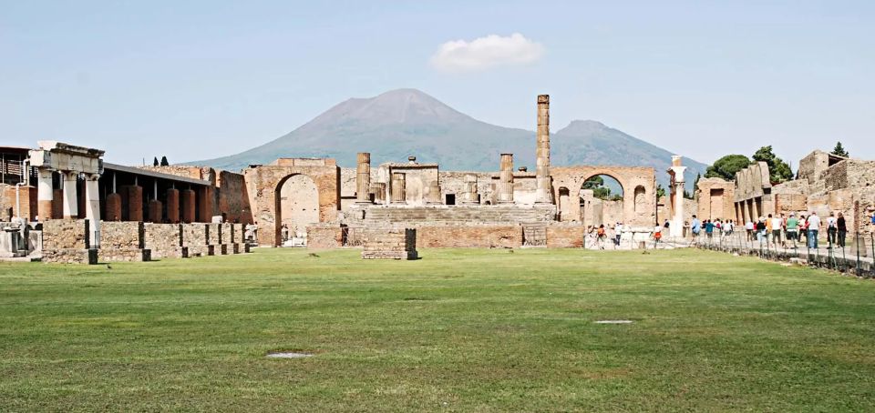 Vesuvius Valley and Pompeii With Wine Taste and Lunch by Van - Itinerary