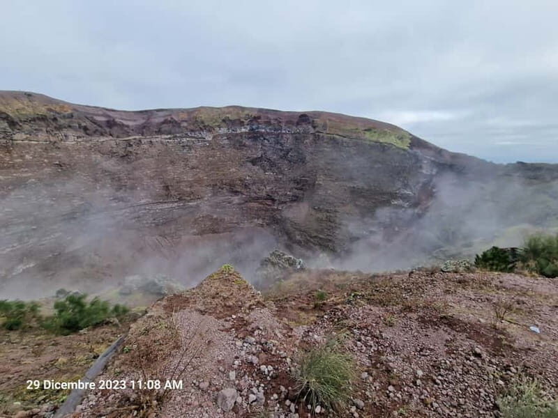 Vesuvius Vulcano National Park: Guided Hike with Enzo. - An In-Depth Look at the Vesuvius Guided Hike
