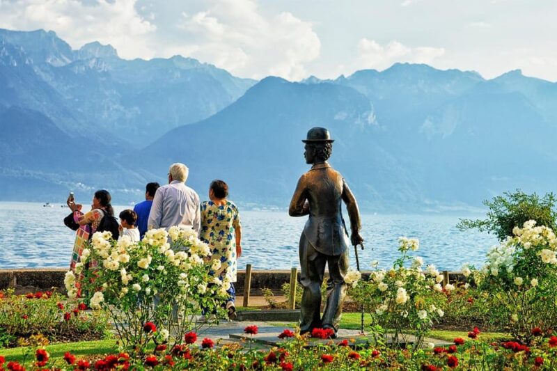 Vevey: Express Walk With a Local in 60 Minutes - Iconic Landmarks and Architectural Gems