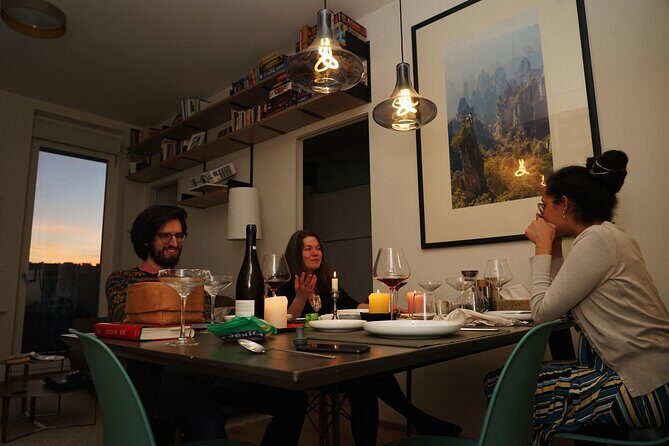 Viator Exclusive: Dine with a Cooking Show Contestant - FAQ