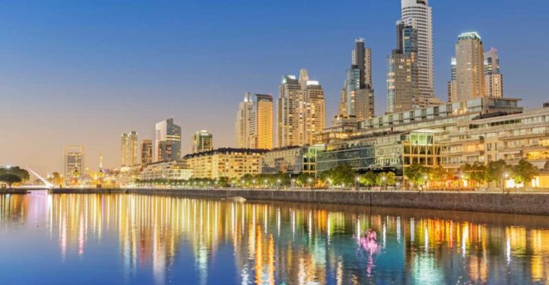 Vibrant Buenos Aires: A Journey Through Culture & History - Cultural Significance of Tango