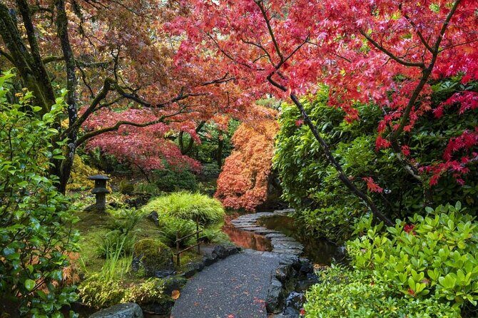 Victoria and Butchart Gardens Tour with Gulf Island Ferry - FAQs