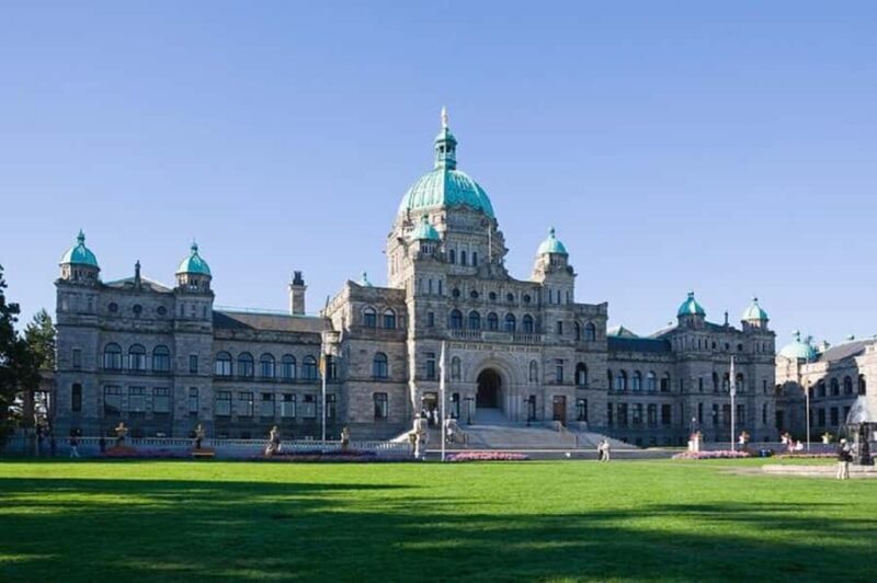 Victoria: Butchart, Harbor, Mile Zero Small Group Max12 Tour - Key Points