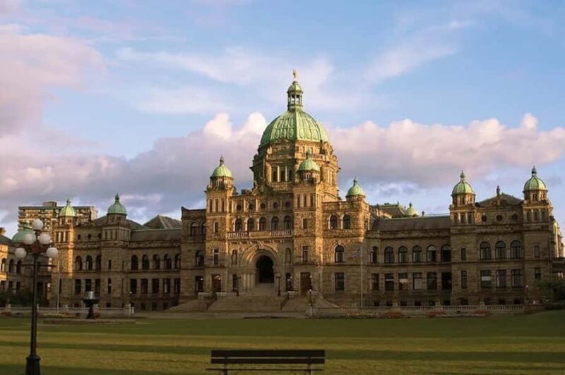 Victoria: Butchart, Harbor, Mile Zero Small Group Max12 Tour - FAQ