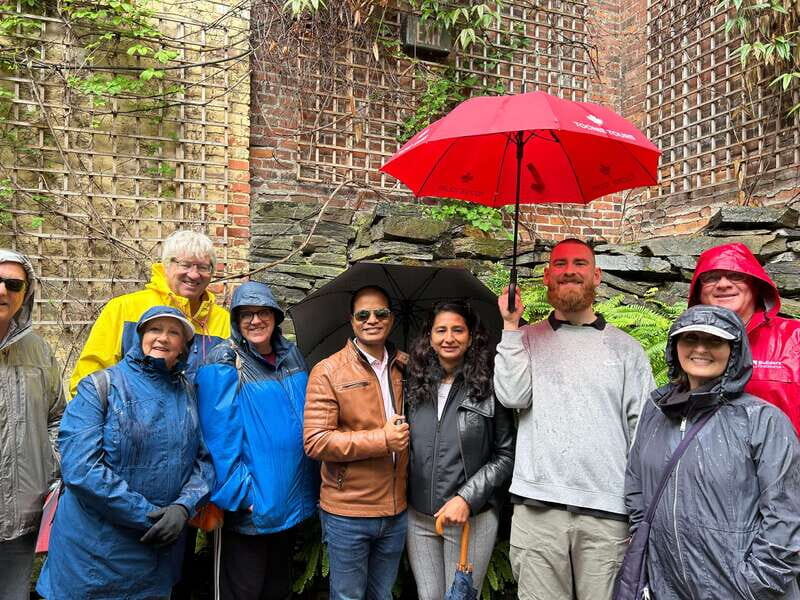 Victoria: Tips-Based City Highlights Walking Tour | 2.5-Hour - The Sum Up