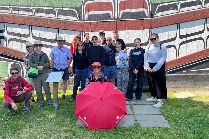 Victoria Tips-Based Walking Tour | 2.5-Hour - Meeting and End Points