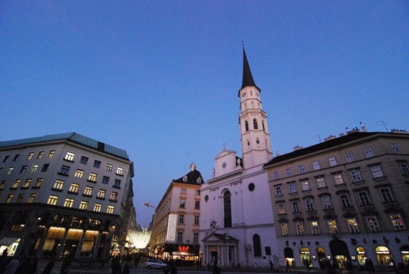 Vienna: 2-Hour Historical Sightseeing Tour - Impact of World War II