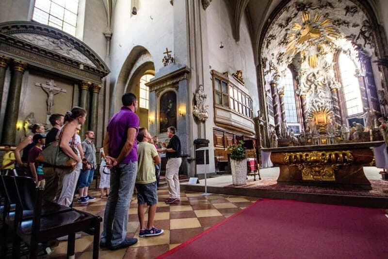 Vienna: 2 Hours Sightseeing Walking Tour - The Experience of the Guides  