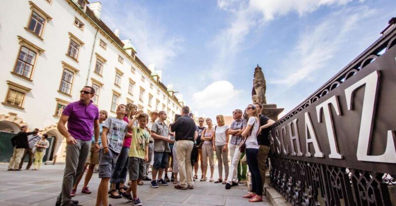 Vienna: 2 Hours Sightseeing Walking Tour - Analyzing the Value