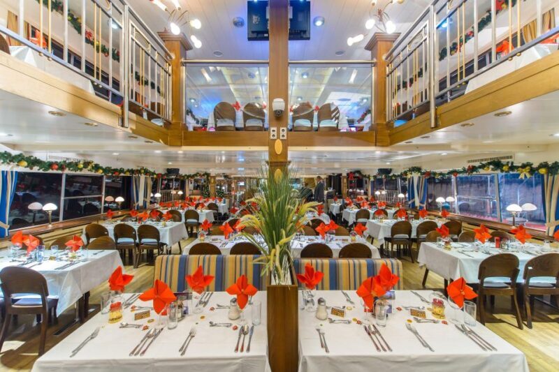 Vienna: 3.5-Hour Danube 70s, 80s, 90s Party Cruise w/ Dinner - Who Will Love This Cruise?