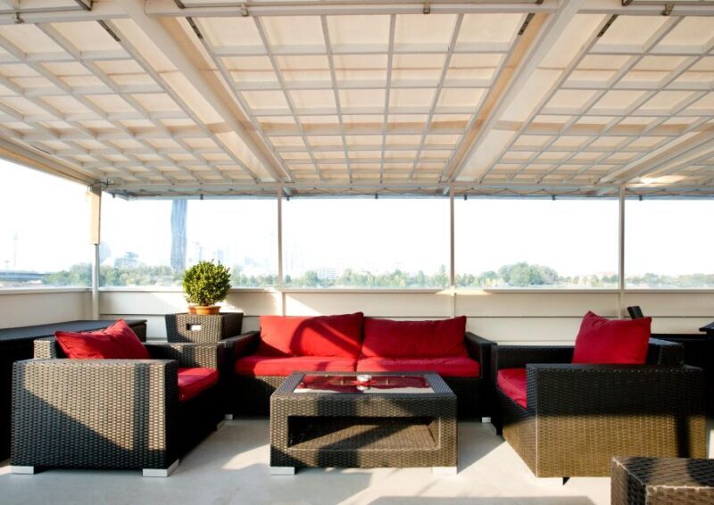 Vienna: 3.5-Hour Danube 70s, 80s, 90s Party Cruise w/ Dinner - FAQs