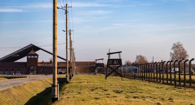 Vienna: Auschwitz Birkenau Full-Day Tour w/ Hotel Transfers - FAQs