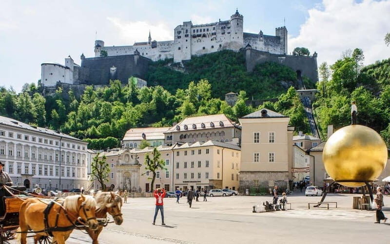 Vienna/Bratislava: Hallstatt, Salzburg, Melk, Dürnstein Tour - Who Is This Tour Best For?