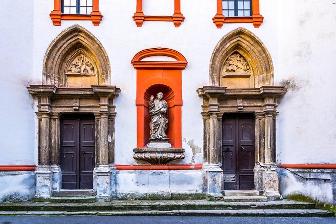 Vienna-Budapest One-Way Sightseeing Transfer - Positive Customer Feedback