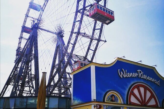 Vienna by bike in small groups - Key Points