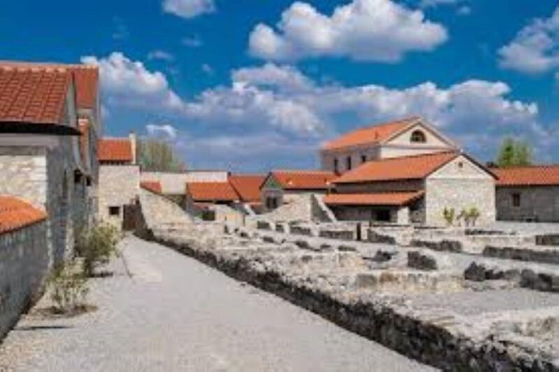 Vienna: Carnuntum Roman city tour with guide - Exploring Carnuntum: A Step Back 1700 Years