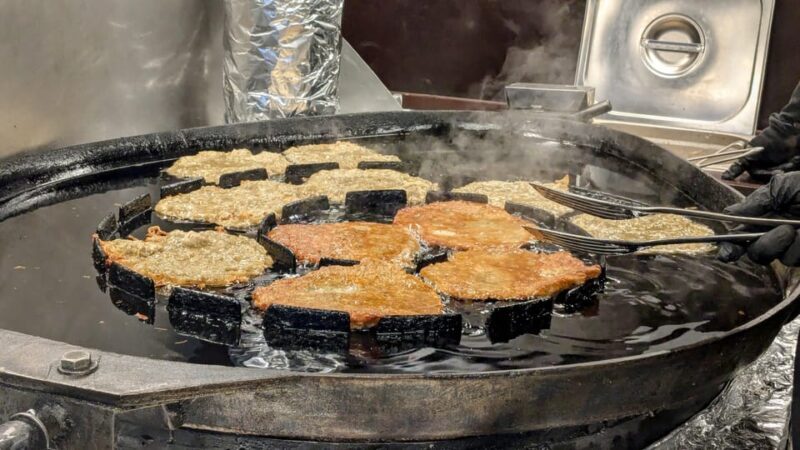 Vienna: Christmas Market Food and Drinks Tour - An In-Depth Look at the Tour Experience