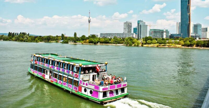 Vienna: Cruise and Schnitzel Tour - The Food: Schnitzel and More