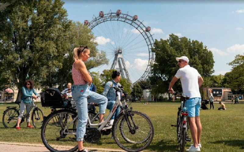Vienna: Customizable Private Bike Tour - The Sum Up