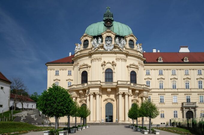 Vienna: Danube Valley 3 Castles and Wine Tasting Tour - Scenic Journey Through Danube Valley