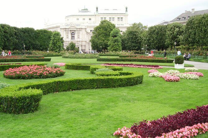 Vienna: Flex Ticket to Schonbrunn Palace, Sisi & Furniture Museum - Who Is This Tour Best For?