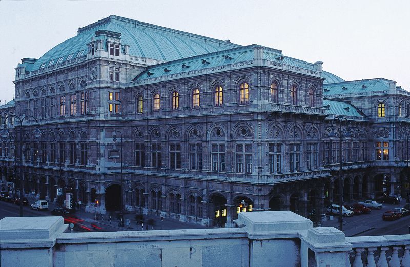 Vienna: Full-Day Private Tour including Schönbrunn Palace - Considerations and Who This Tour Is For