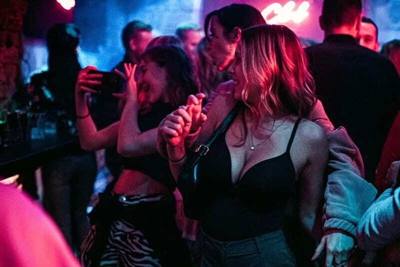 Vienna: Guided Pub Crawl with Club Entry - Who This Pub Crawl Is Perfect For