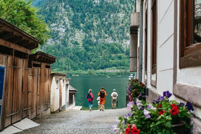 Vienna: Hallstatt Day Trip with Boat Ride Option - Returning to Vienna: Comfort and Reflection