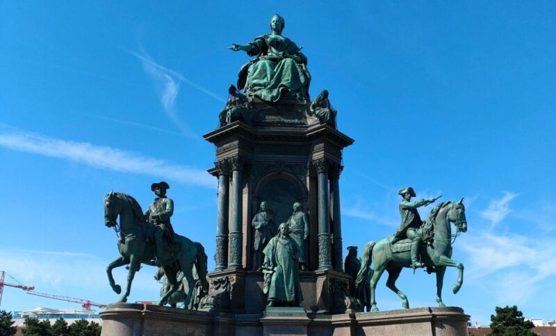 Vienna Historical Highlight City Tour + Wine Tasting - A Walk Through Vienna’s Historic Heart