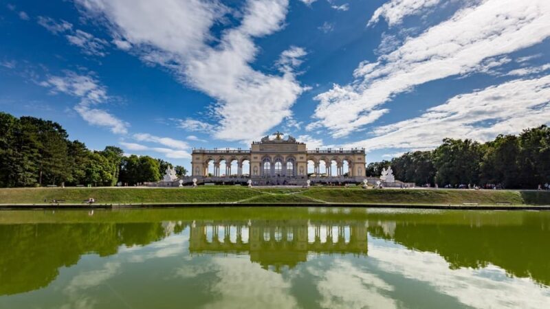 Vienna: Insta-Perfect Walk with a Local - Key Points