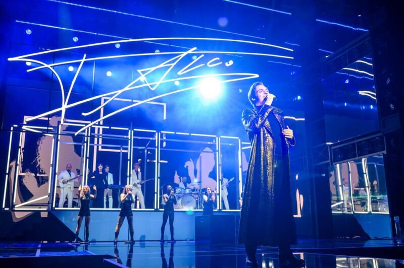 Vienna: Musical Tickets ROCK ME AMADEUS - THE FALCO MUSICAL - An Insightful Look at "ROCK ME AMADEUS – THE FALCO MUSICAL"