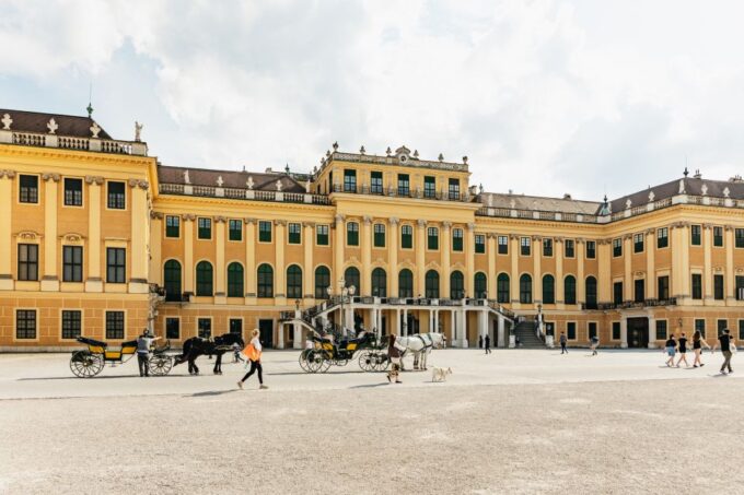 Vienna: Panorama Train Tickets to Explore Schönbrunn Palace - Tips for a Memorable Visit