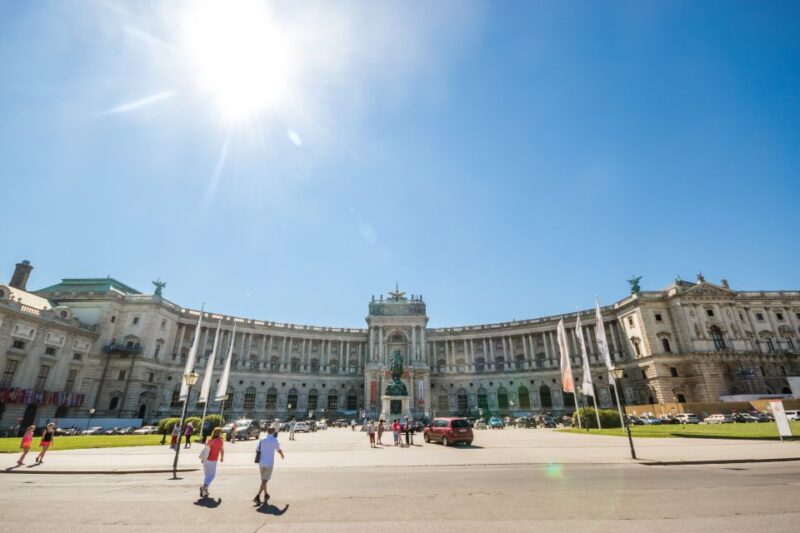 Vienna PASS: 1, 2, 3, or 6 Days of Sightseeing - Transportation Features