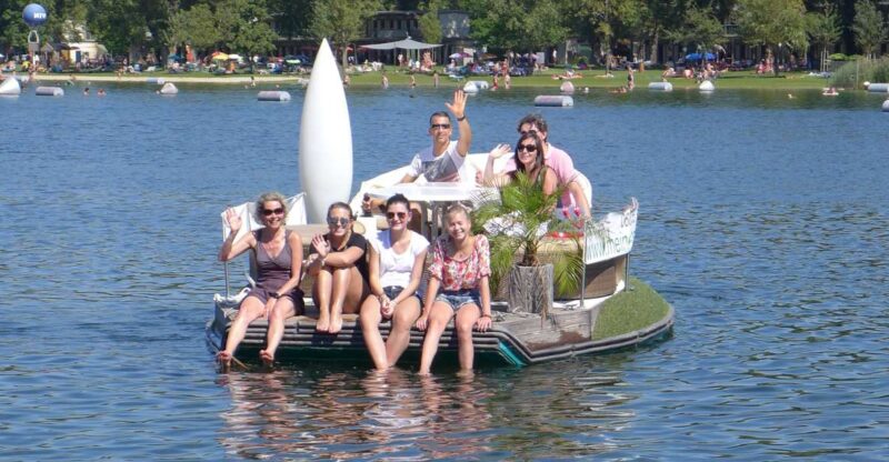 Vienna: Private Floating Island E-Boat Rental on Danube - Features of the E-Boat
